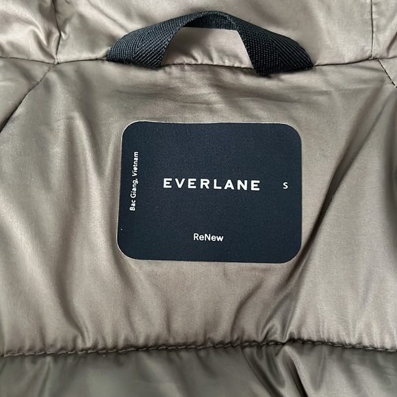 Everlane ReNew Nylon Parka Taupe Size Small - Picture 9 of 12